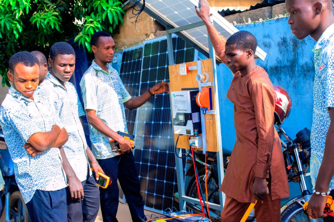 Installation et Maintenance des Système Solaires Photovoltaïques